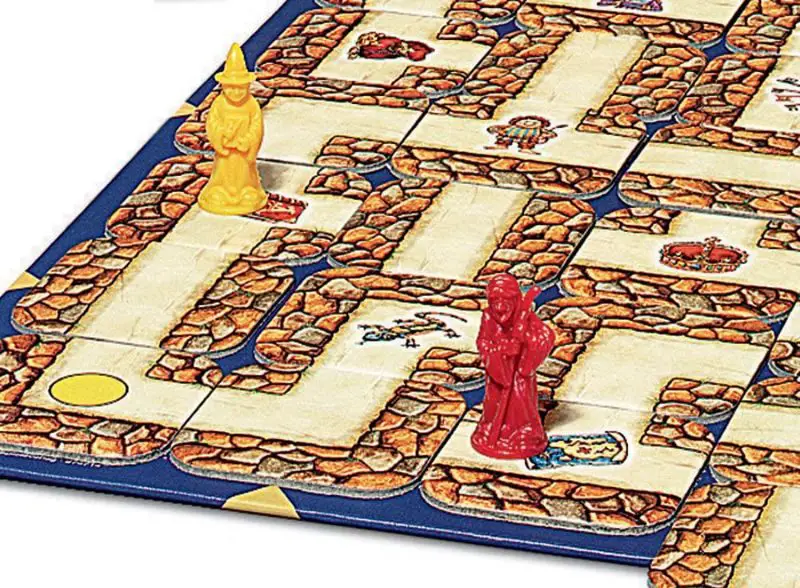 How to play Labyrinth